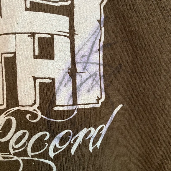 Signed Corey Smith The Broken Record Tee Size XL Like-New condition. - Picture 3 of 5